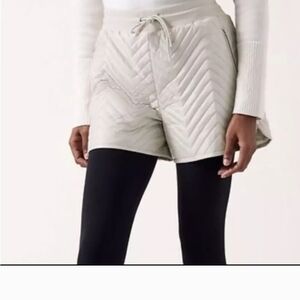 Athleta Quilted High-Waist Shorts in Light Gray